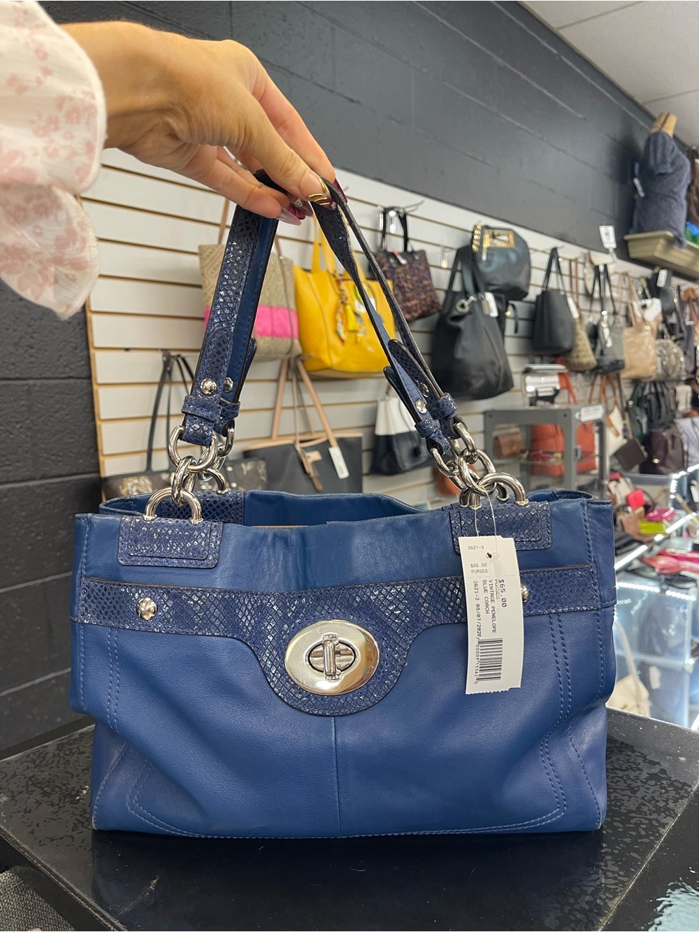 Coach Blue Leather Turn-Lock Shoulder Bag with Textured Trim